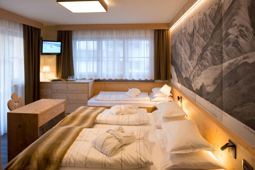 Hotel Somont Selva di Val Gardena Exterior photo