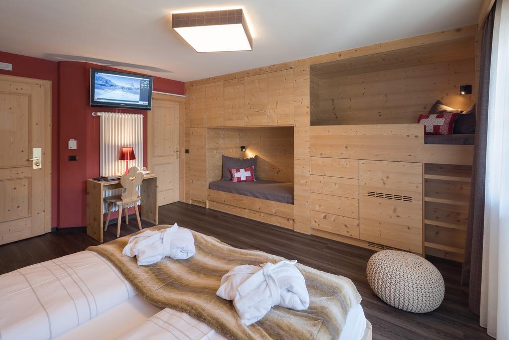 Hotel Somont Selva di Val Gardena Exterior photo
